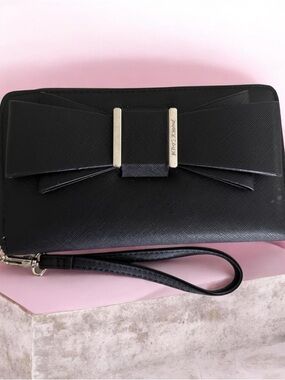Black Bow Wristlet Clutch